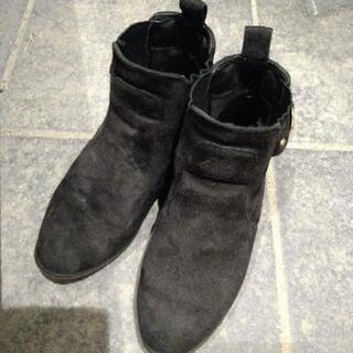 ブーツ黒
