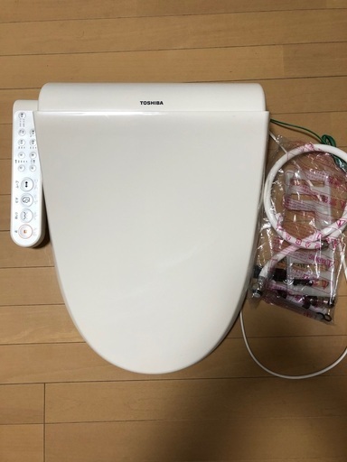 値下げ！東芝TOSHIBA 温水洗浄便座　SCS-T160