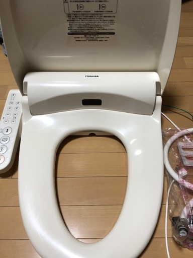 値下げ！東芝TOSHIBA 温水洗浄便座　SCS-T160
