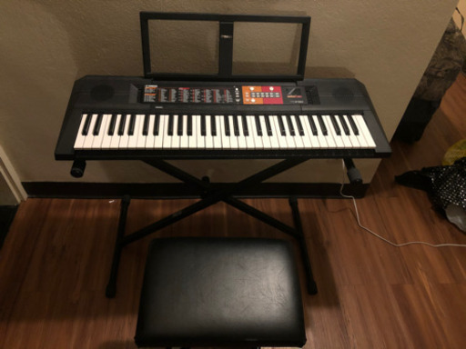値下げしました　ヤマハ　キーボード　スタンド　イス