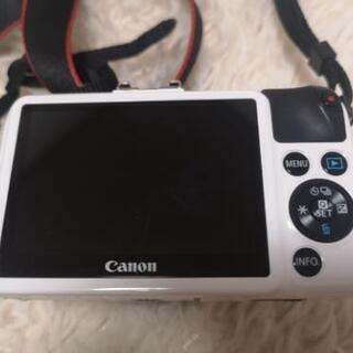 Canon EOS M2 Wレンズキット ホワイト