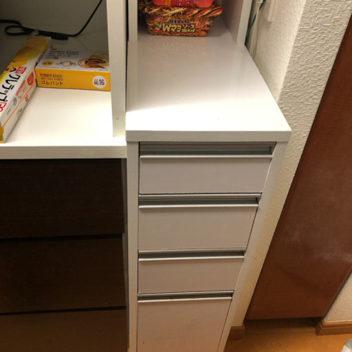 2 26迄狭いスペース向けキッチン収納棚 マッセ 大崎広小路の収納家具 食器棚 キッチン収納 の中古あげます 譲ります ジモティーで不用品の処分