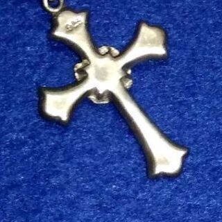 ローリーロドキン　シルバーSＶ925　十字架ペンダント　ネックレス　ダイヤ入り？　箱付き
