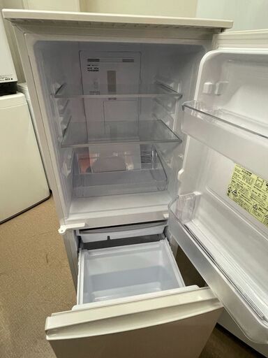 都内近郊無料で配送、設置いたします　2018年製　冷蔵庫　シャープ　SJ-D14WD-W　SH01 都内近郊無料で配送、設置いたします 2018年製 冷蔵庫 シャープ SJ