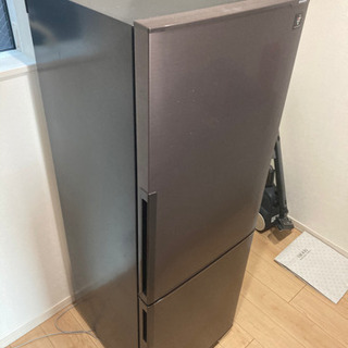 シャープ 冷蔵庫（ブラウン系・ダークウッド） SJ-PD27A