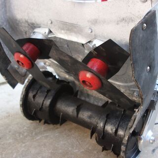 草刈機 イセキ たすかる505③