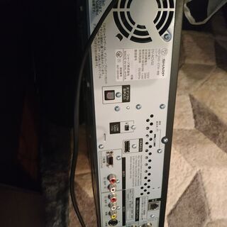 Video、DVD,HDDのsharpレコーダーDV-ACV52　＄　AQUOSテレビ　2006年型