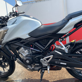 CB125R 2018年モデル 実燃費50km/Lの超低燃費！キャリア付き！ CB125R 2018年モデル 実燃費50km/Lの超低燃費！キャリア付き！ 【公式