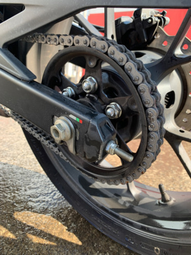 Cb125r 18年モデル 実燃費50km Lの超低燃費 キャリア付き 吉川昇汰 南大沢のホンダの中古あげます 譲ります ジモティーで不用品の処分