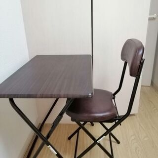 【ネット決済】テーブルと椅子のセット