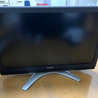 TOSHIBA テレビ　42型　映ります。