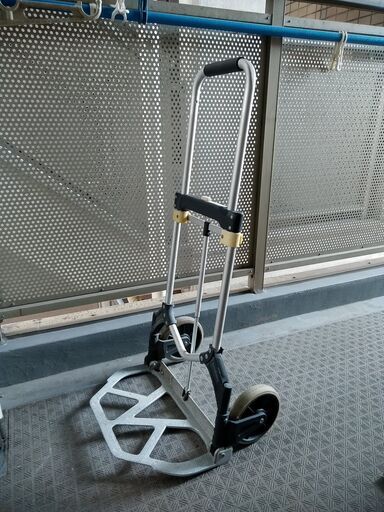 折り畳みキャリーカート Saymanly 三ノ宮のその他の中古あげます 譲ります ジモティーで不用品の処分 折り畳みキャリーカート Saymanly 三ノ宮のその他の中古あげます 譲ります ジモティーで不用品の処分