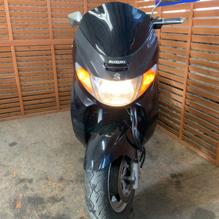 バイク屋さんで整備されたスカイウェイブ②