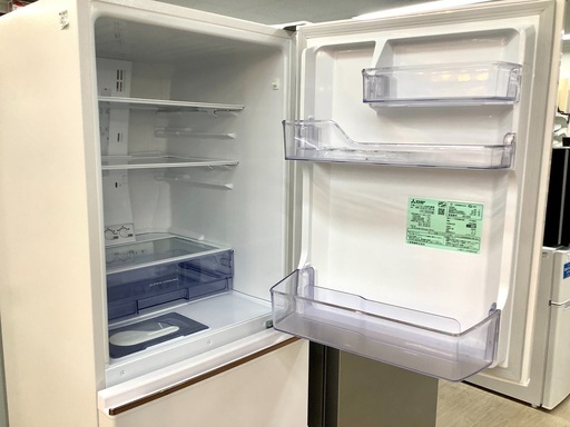 安心の1年保証付！2018年製 MITSUBISHI(三菱)の3ドア冷蔵庫「MR-CX27C-W1」