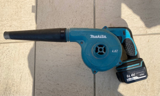 ●makita マキタ 充電式ブロワ UB142D ●