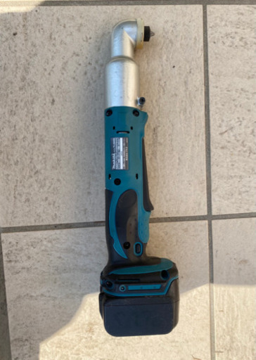 バッテリー付●makita マキタ 充電式アングルインパクトドライバ TL060D●