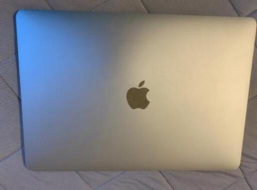 【美品】MacBookpro　13.3インチ　取引中