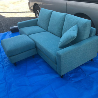 取引中　超お得！！ニトリ　布張り　カウチソファ　オススメ　3人掛け　ターコイズブルー　ヘッドレスト