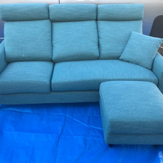 取引中　超お得！！ニトリ　布張り　カウチソファ　オススメ　3人掛け　ターコイズブルー　ヘッドレスト