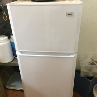 【ネット決済】単身用冷蔵庫　ハイアールJRーN106K 2015年製