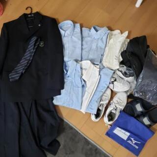 お値下げしました！新品もあり！福岡構倫館高校制服一式セット(バッグ、シューズあり) お値下げしました！新品もあり！福岡構倫館高校制服一式セット(バッグ、