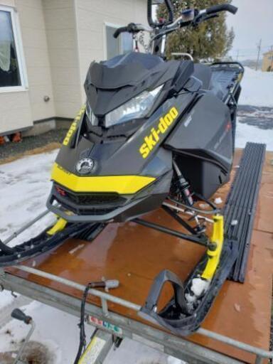 最新入荷 ski GNE4 ski-doo スノーモービル シート G4 飾ら doo 最新入荷 ski GNE4 ski-doo スノーモービル シート G4 飾ら doo