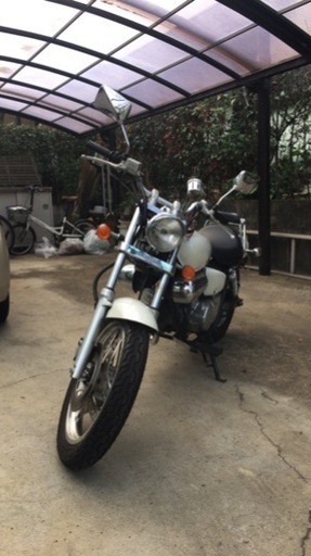 HONDA マグナ50