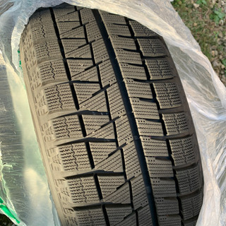 スタッドレスタイヤ205/60R