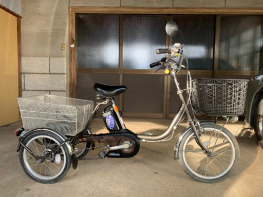三輪車 三輪車電動自転車お売りします。