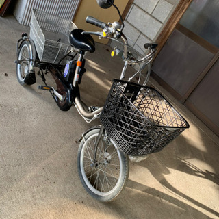 三輪車電動自転車お売りします。