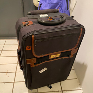 【ネット決済】スーツケース　まだ全然つかえます