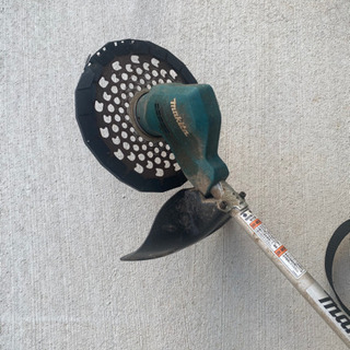 マキタ　仮払機　草刈機