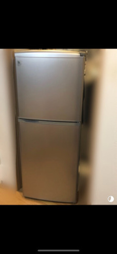 お値引き交渉可★SANYO★冷凍冷蔵庫137Lシルバー★取扱説明書あり