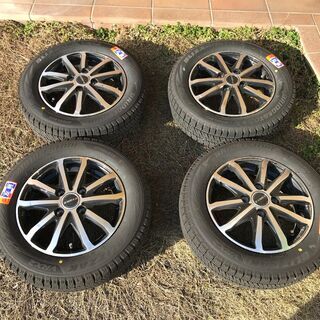 ※購入確定【美品】スタットレスタイヤ BLIZZAK VRX2 155/65R13 ホイール付き 4本 (ミラジーノにつけてました)の画像