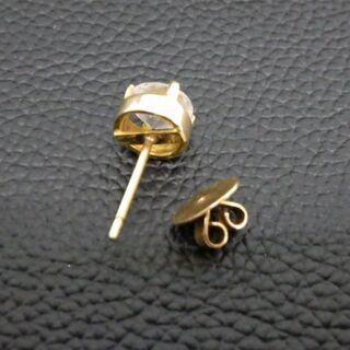 ゴールド ピアス【002-067】