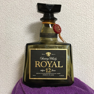 空瓶サントリーウイスキーローヤル12年黒ラベル