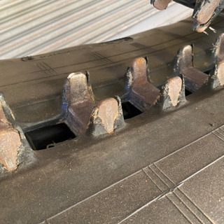 イセキ コンバイン ゴムクローラー 40-90×83B-801 2本セット❗️