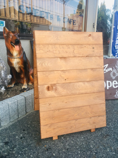 大きな看板