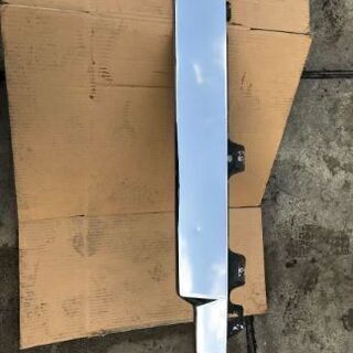 トラック車部品　ドルフィン用グリル上