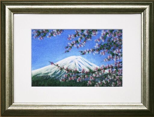 富士に桜、奇跡の貴石