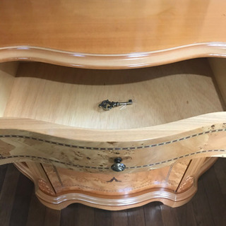 サイドコンソール イタリー アンティーク キャビネット鍵付