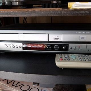 シャープVHS＆DVDデッキ　DV-RW190