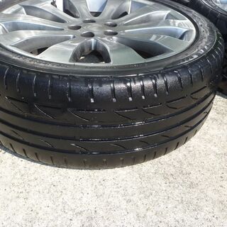 まだあります。18インチホイール＋サマータイヤ４本セット