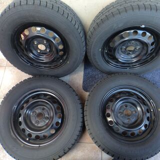 トヨタ　アクア純正ホイル　スタッドレスタイヤ付　195/65R15