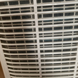 18畳　SHARPプラズマクラスター除湿機 コンプレッサー方式 衣類乾燥・消臭 除湿量~7.1L/~18畳