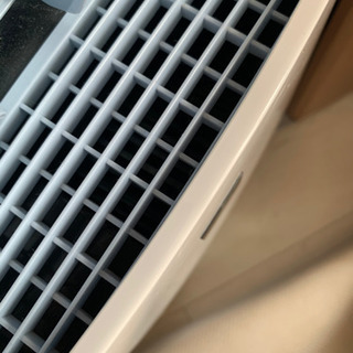 18畳　SHARPプラズマクラスター除湿機 コンプレッサー方式 衣類乾燥・消臭 除湿量~7.1L/~18畳