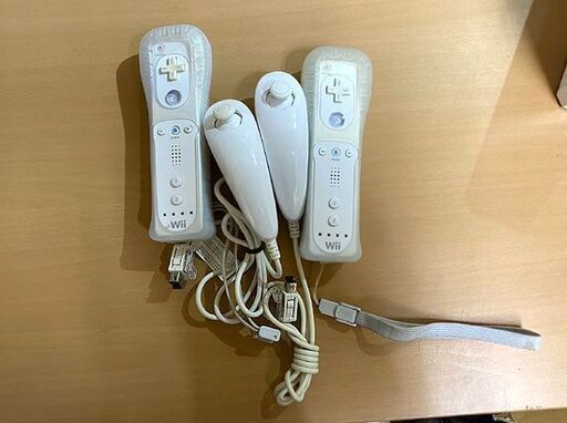 Wii本体 RVL-S-KAAH｜Wii本体 (クロ) (「Wiiリモコンプラス」同梱