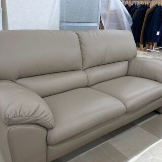 PIQUATTRO 3人掛けレザーソファー | www.alassema-group.com