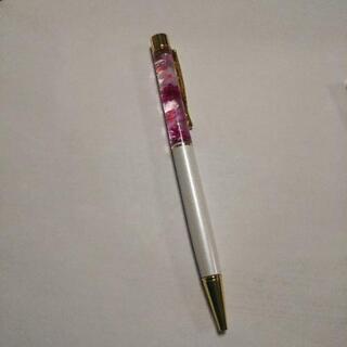 桜とスターフラワー２輪のハーバリウムボールペンペン