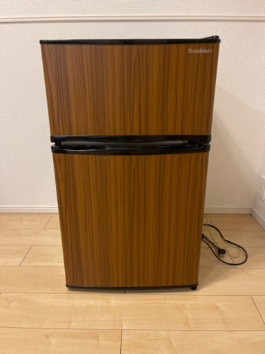 【値下げ！！5,000円→4,000円】オシャレ冷蔵庫！！